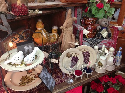 Hudson House Galleries - American, English, Continental & Asian Antique Furniture in Washington Coun